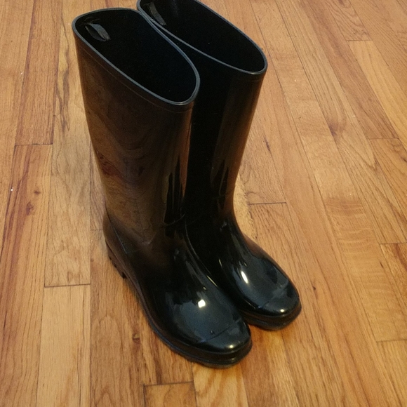 Rain boots - Picture 2 of 5